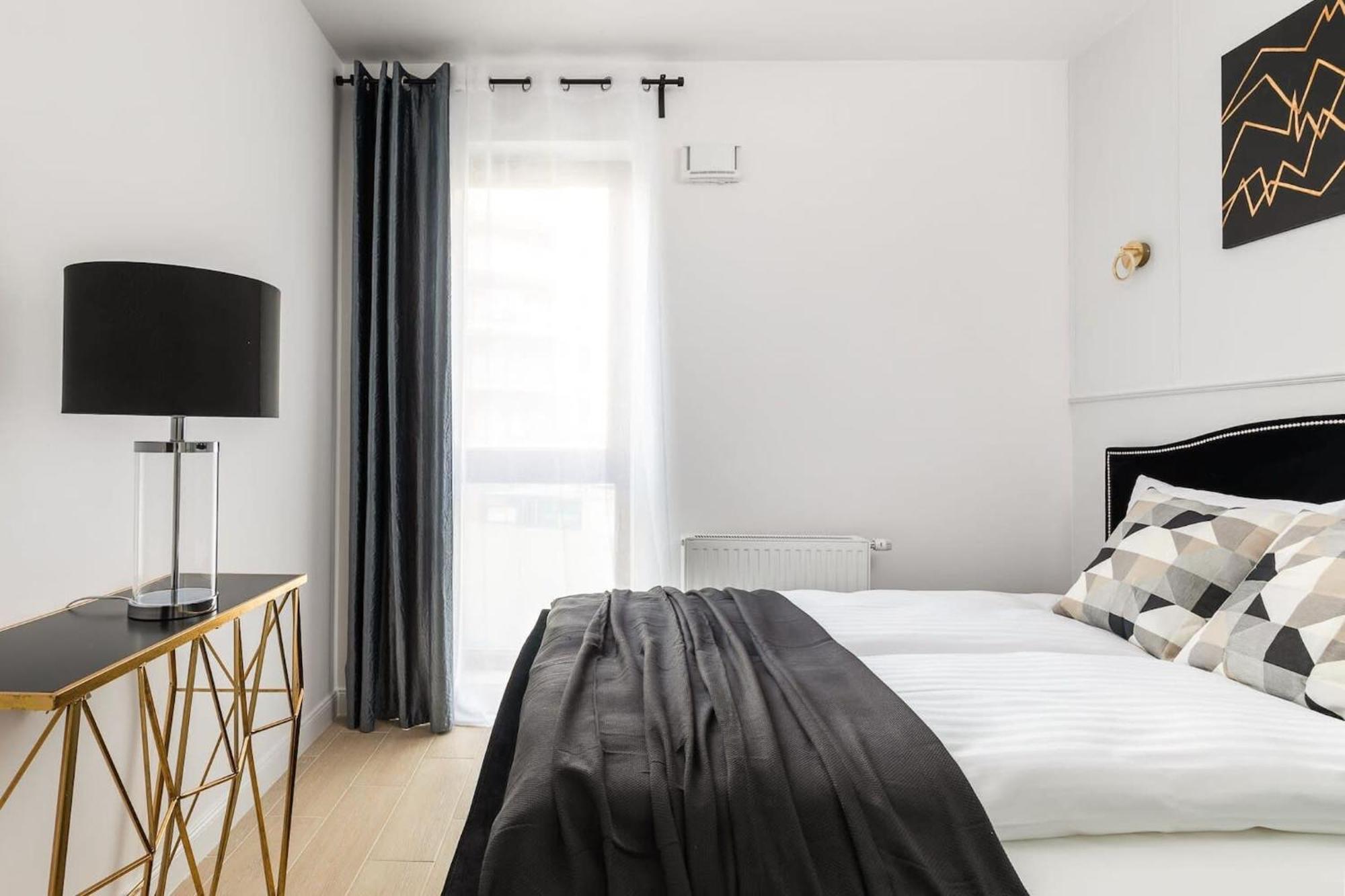 Modern Burakowska By Rent Like Warschau