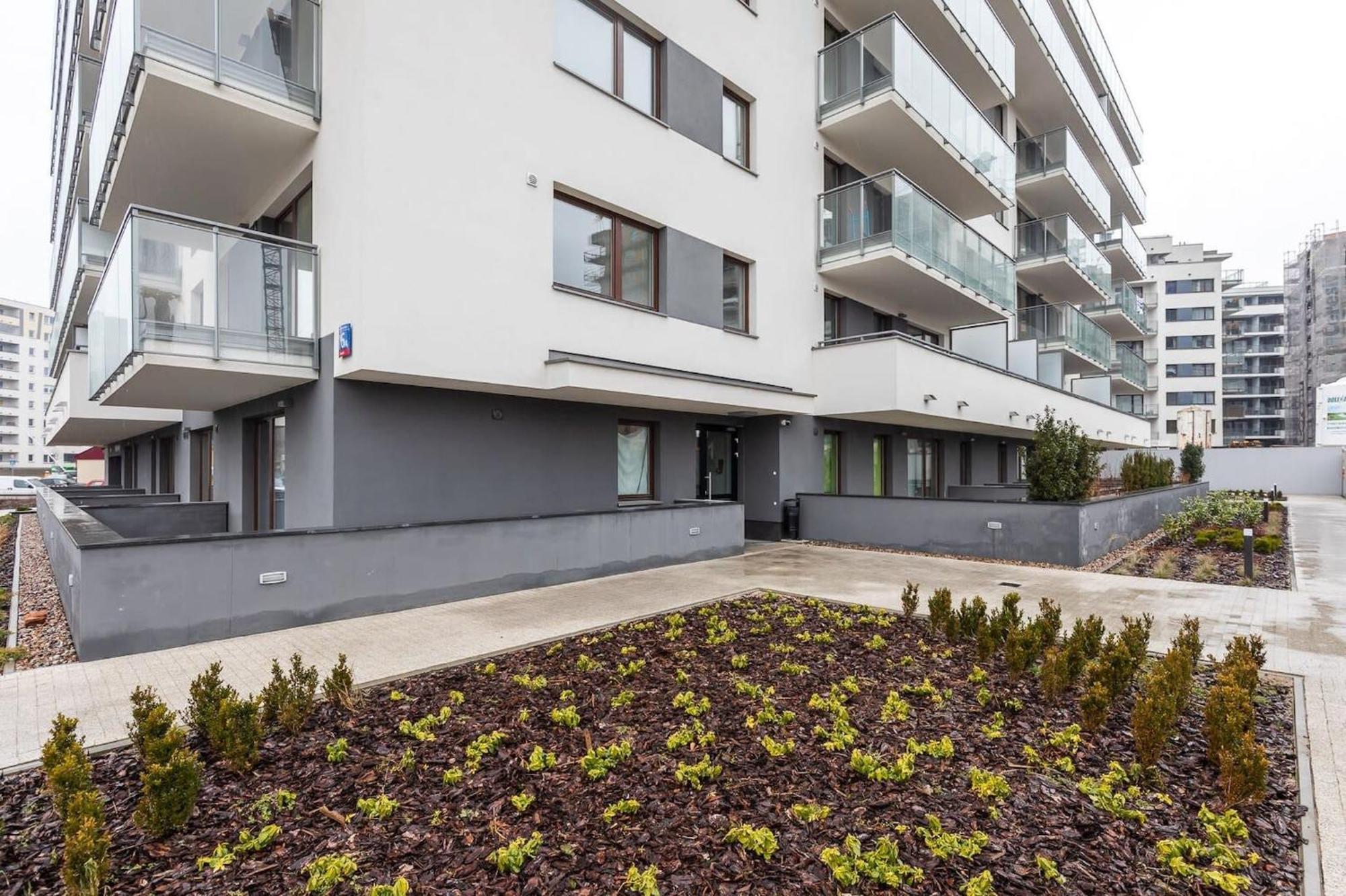 Apartment Modern Burakowska By Rent Like Warschau